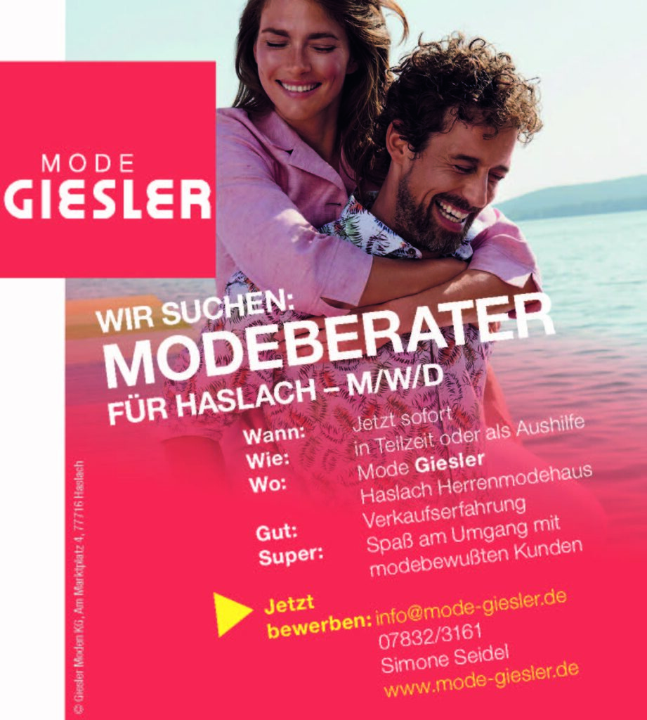 Stellenanzeige_Juni2022-modeberater Junges Päärchen umarmt am Strand